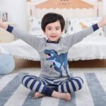 Surpyjama à motif dinosaure en coton pour enfant_36