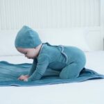 Surpyjama au pied pour petit garçon en coton avec bonnet_13