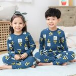 Surpyjama en coton pour enfant 3 ans à col rond_2