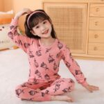 Surpyjama en coton pour enfant 3 ans à col rond_3