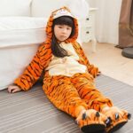 Surpyjama tigre une pièce pour enfant sous forme de combinaison Orange 8 ans