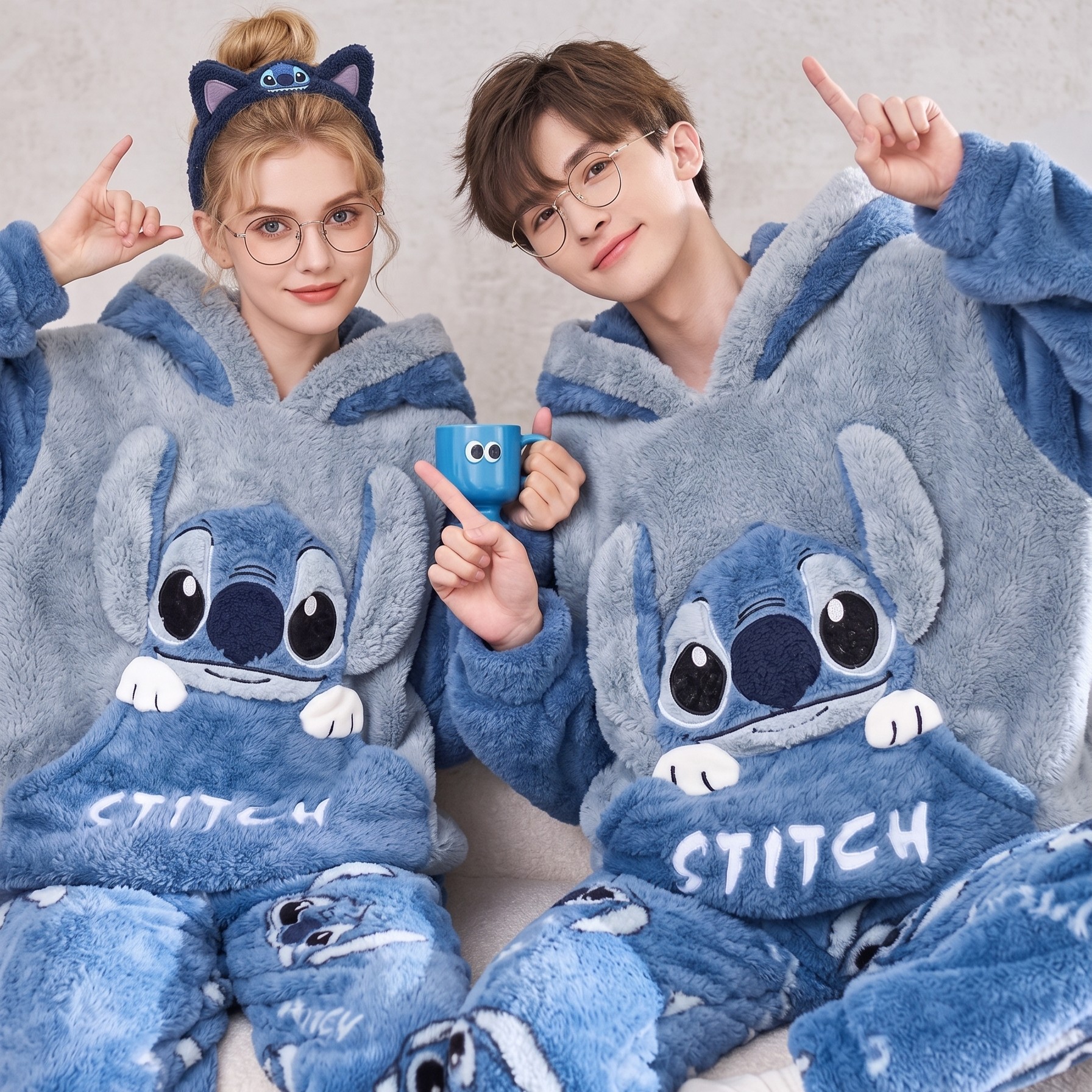 surpyjama bleu Stitch à capuche homme et femme